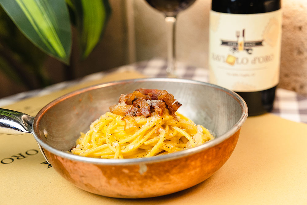 La vera Carbonara romana con guanciale croccante